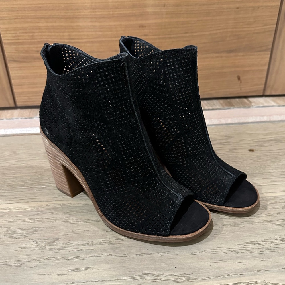 NEW Lucky Brand Booties